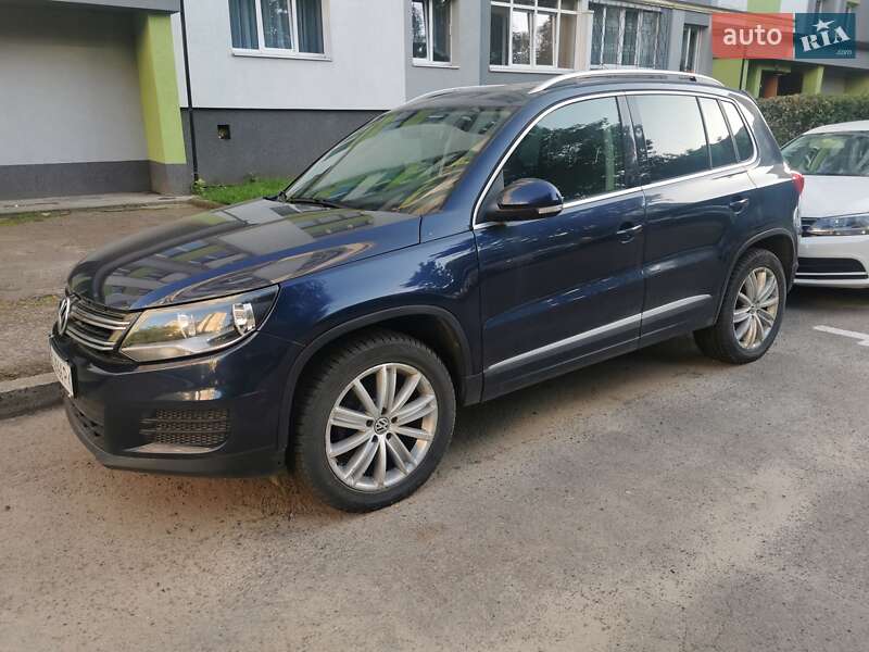 Внедорожник / Кроссовер Volkswagen Tiguan 2012 в Львове