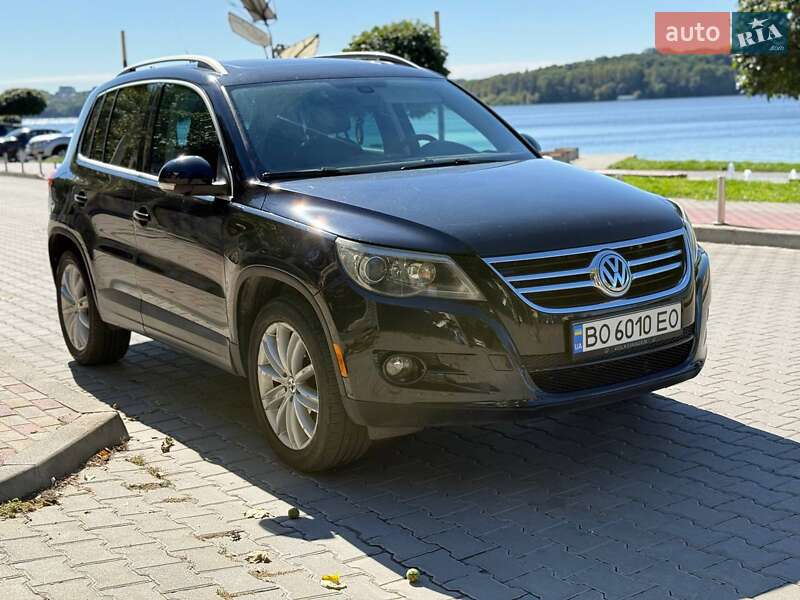 Volkswagen Tiguan 2011 Volkswagen Tiguan 2011