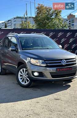 Позашляховик / Кросовер Volkswagen Tiguan 2017 в Сумах