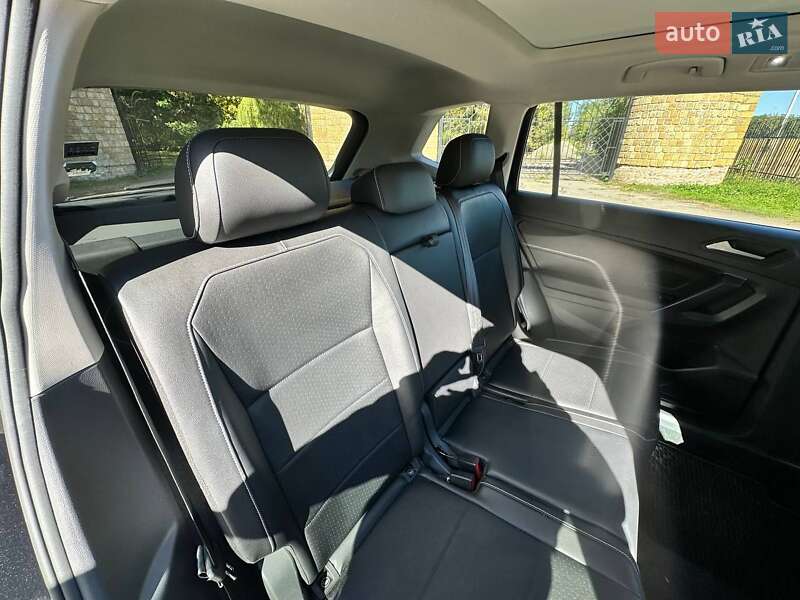 Внедорожник / Кроссовер Volkswagen Tiguan 2020 в Зенькове