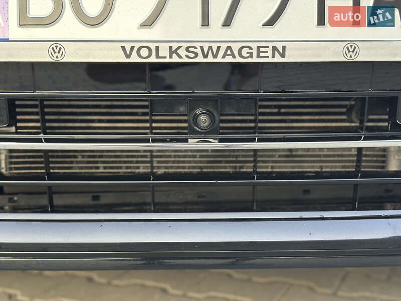 Внедорожник / Кроссовер Volkswagen Tiguan 2018 в Тернополе