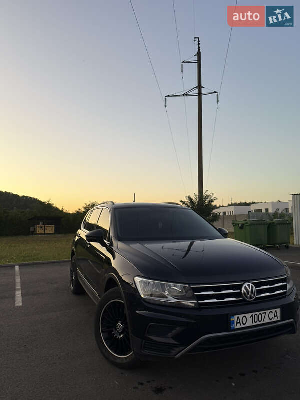 Внедорожник / Кроссовер Volkswagen Tiguan 2018 в Иршаве