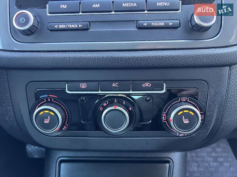 Внедорожник / Кроссовер Volkswagen Tiguan 2012 в Киеве