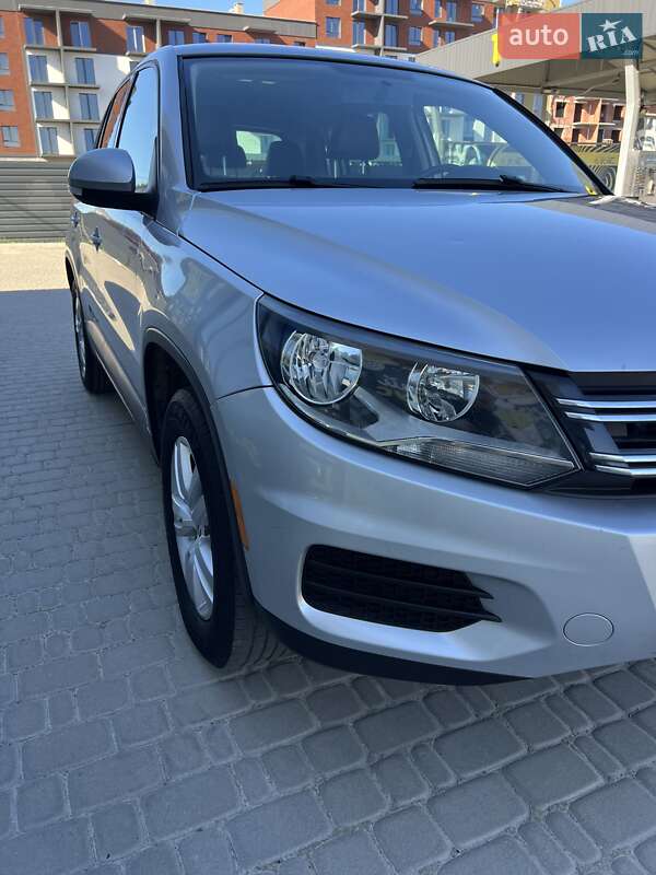 Внедорожник / Кроссовер Volkswagen Tiguan 2012 в Киеве