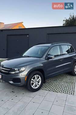 Внедорожник / Кроссовер Volkswagen Tiguan 2015 в Самборе
