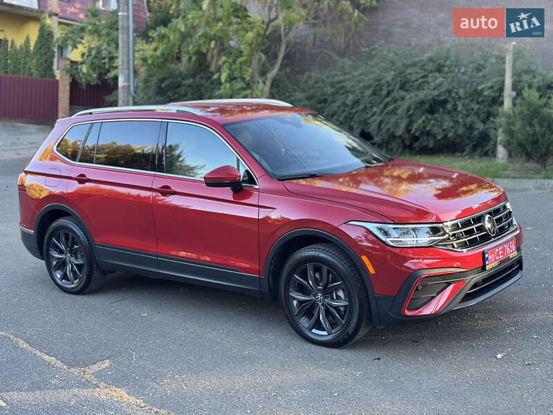 Внедорожник / Кроссовер Volkswagen Tiguan 2024 в Киеве