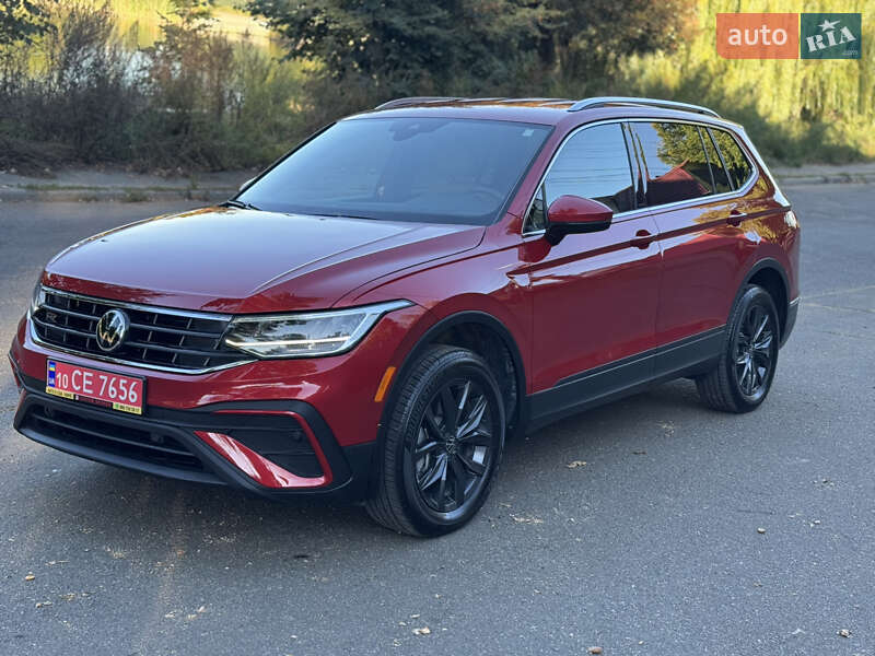 Внедорожник / Кроссовер Volkswagen Tiguan 2024 в Киеве