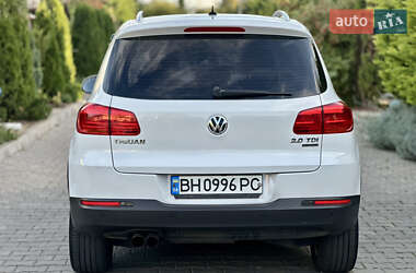 Внедорожник / Кроссовер Volkswagen Tiguan 2013 в 