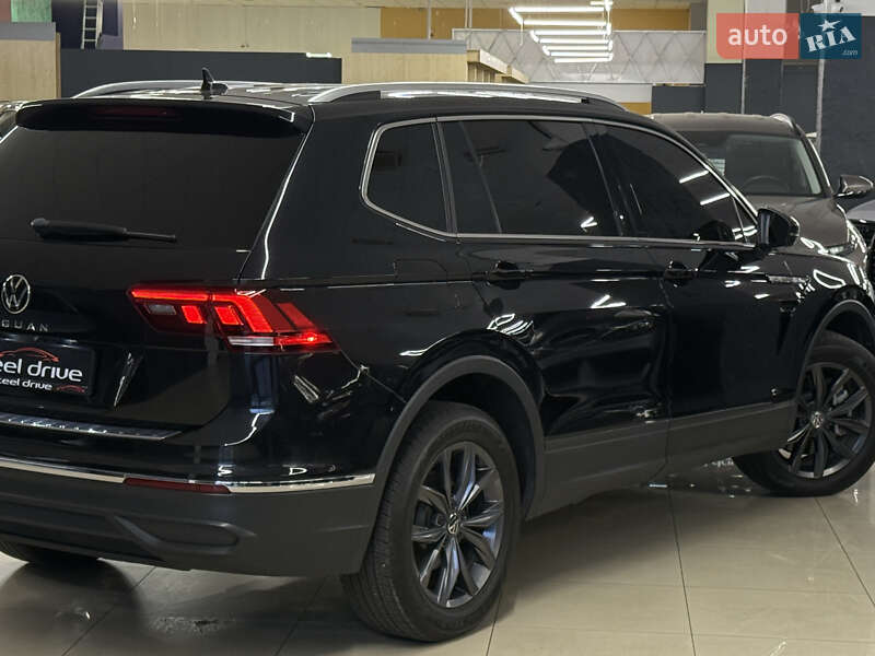 Внедорожник / Кроссовер Volkswagen Tiguan 2022 в Николаеве