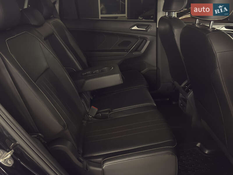Внедорожник / Кроссовер Volkswagen Tiguan 2022 в Николаеве