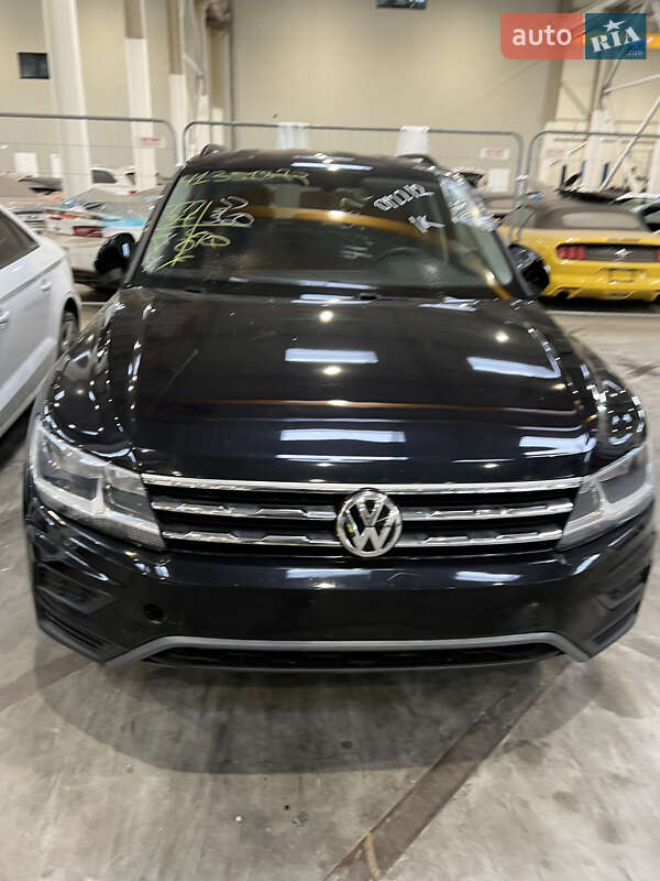 Внедорожник / Кроссовер Volkswagen Tiguan 2020 в Ивано-Франковске
