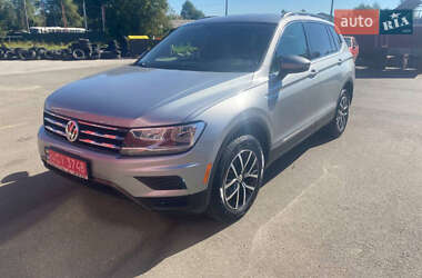 Позашляховик / Кросовер Volkswagen Tiguan 2021 в Києві