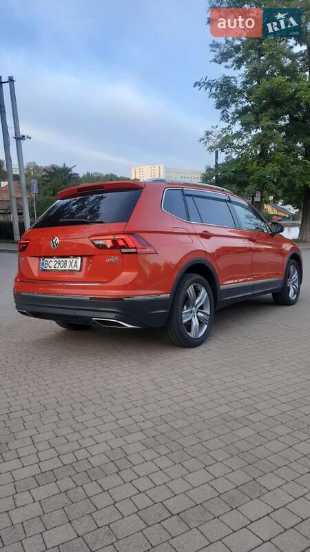 Позашляховик / Кросовер Volkswagen Tiguan 2018 в Львові