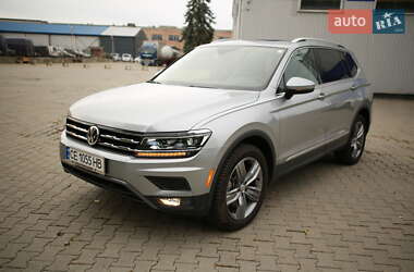 Внедорожник / Кроссовер Volkswagen Tiguan 2019 в 