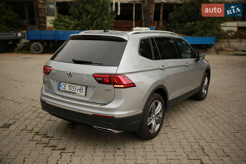 Внедорожник / Кроссовер Volkswagen Tiguan 2019 в Черновцах