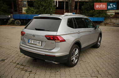 Внедорожник / Кроссовер Volkswagen Tiguan 2019 в 