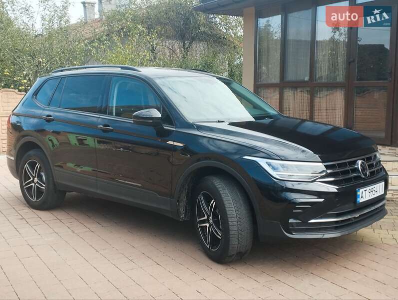 Внедорожник / Кроссовер Volkswagen Tiguan 2022 в Калуше