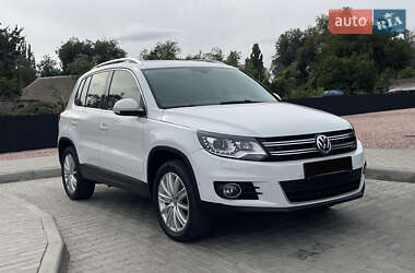 Внедорожник / Кроссовер Volkswagen Tiguan 2015 в Одессе