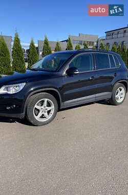 Внедорожник / Кроссовер Volkswagen Tiguan 2008 в Буске
