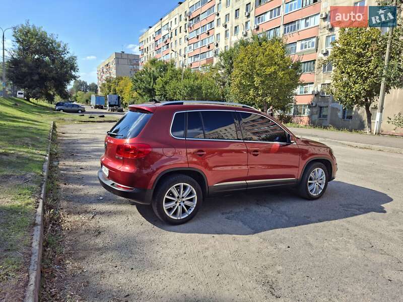 Внедорожник / Кроссовер Volkswagen Tiguan 2014 в Днепре фото 12 Внедорожник / Кроссовер Volkswagen Tiguan 2014 в Днепре