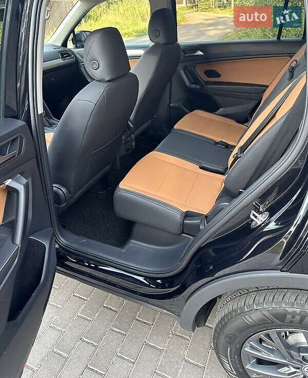 Внедорожник / Кроссовер Volkswagen Tiguan 2022 в Киеве