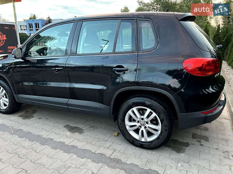 Внедорожник / Кроссовер Volkswagen Tiguan 2013 в Черкассах