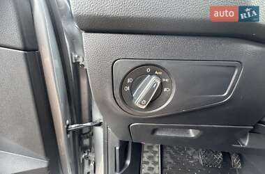 Внедорожник / Кроссовер Volkswagen Tiguan 2019 в 