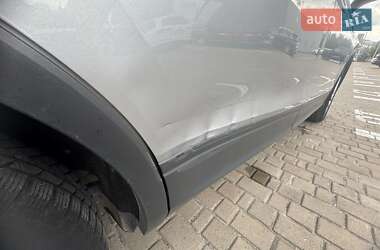 Внедорожник / Кроссовер Volkswagen Tiguan 2019 в 