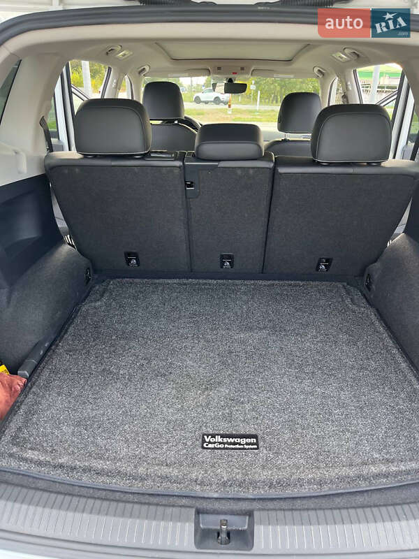 Внедорожник / Кроссовер Volkswagen Tiguan 2020 в Днепре фото 8 Внедорожник / Кроссовер Volkswagen Tiguan 2020 в Днепре