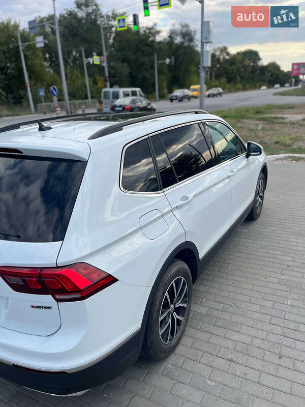 Внедорожник / Кроссовер Volkswagen Tiguan 2020 в Днепре фото 2 Внедорожник / Кроссовер Volkswagen Tiguan 2020 в Днепре