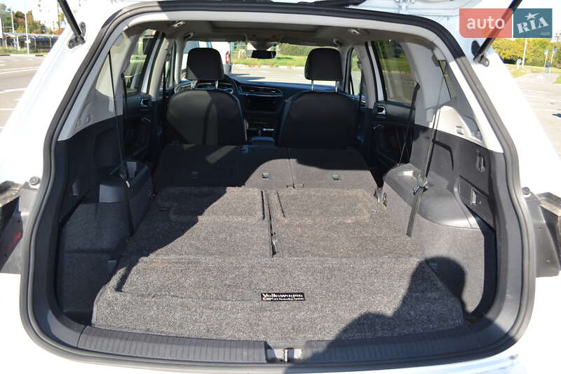 Внедорожник / Кроссовер Volkswagen Tiguan 2022 в Киеве фото 16 Внедорожник / Кроссовер Volkswagen Tiguan 2022 в Киеве