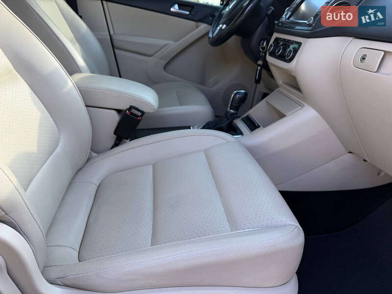 Внедорожник / Кроссовер Volkswagen Tiguan 2012 в Запорожье фото 16 Внедорожник / Кроссовер Volkswagen Tiguan 2012 в Запорожье