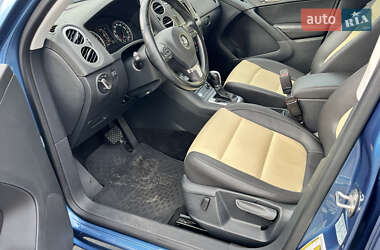 Внедорожник / Кроссовер Volkswagen Tiguan 2016 в 
