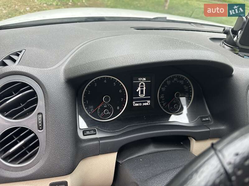 Внедорожник / Кроссовер Volkswagen Tiguan 2016 в Борисполе