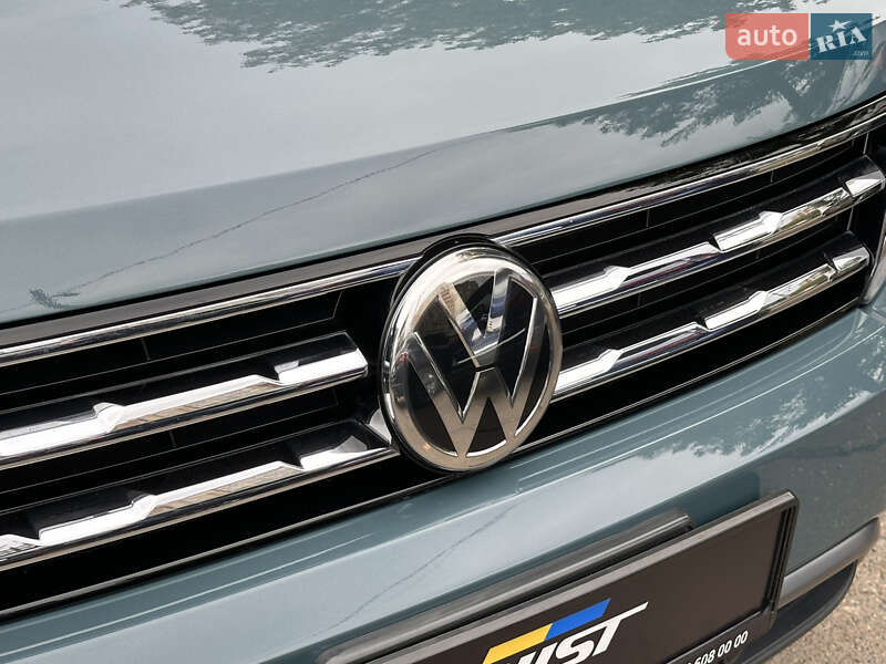 Внедорожник / Кроссовер Volkswagen Tiguan 2019 в Одессе