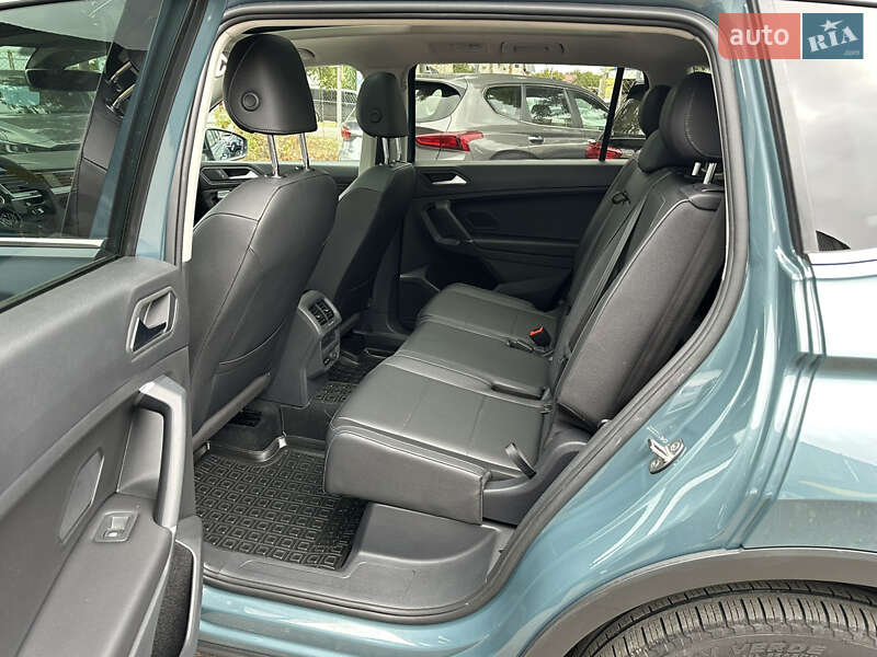 Внедорожник / Кроссовер Volkswagen Tiguan 2019 в Одессе