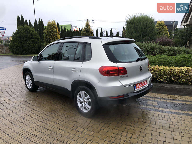 Внедорожник / Кроссовер Volkswagen Tiguan 2015 в Львове