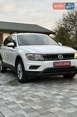 Внедорожник / Кроссовер Volkswagen Tiguan 2018 в Самборе