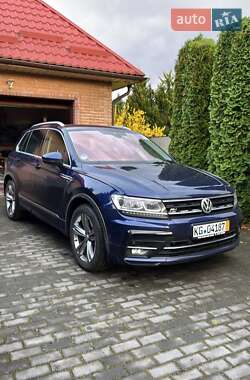 Внедорожник / Кроссовер Volkswagen Tiguan 2017 в Ковеле