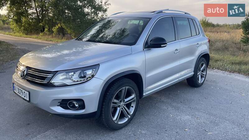 Позашляховик / Кросовер Volkswagen Tiguan 2017 в Києві