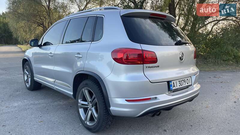 Позашляховик / Кросовер Volkswagen Tiguan 2017 в Києві