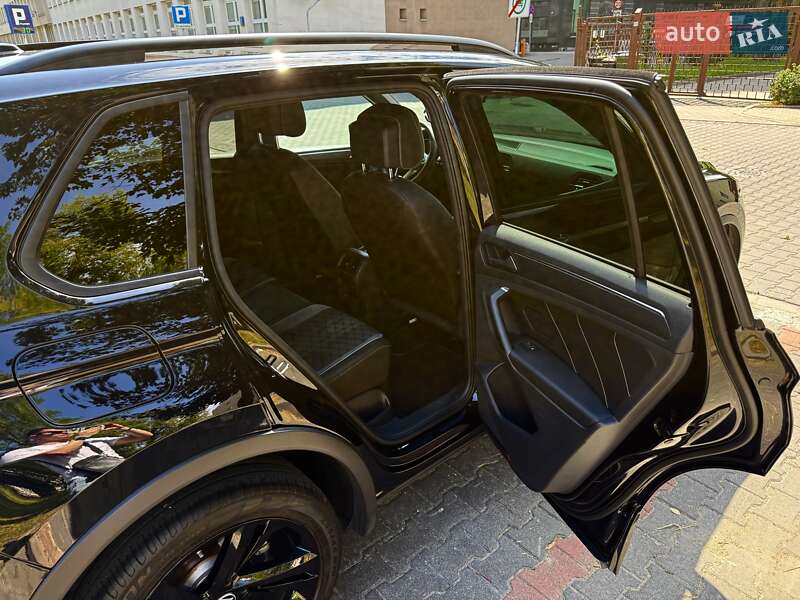 Позашляховик / Кросовер Volkswagen Tiguan 2021 в Івано-Франківську