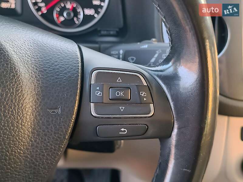 Внедорожник / Кроссовер Volkswagen Tiguan 2012 в Харькове