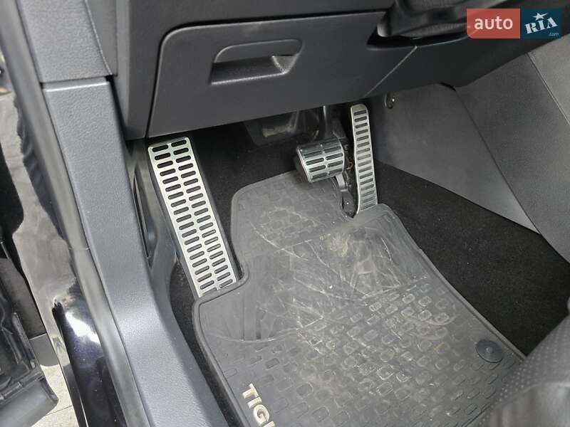 Внедорожник / Кроссовер Volkswagen Tiguan 2014 в Ивано-Франковске