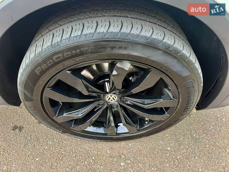 Позашляховик / Кросовер Volkswagen Tiguan 2017 в Рівному фото 17 Позашляховик / Кросовер Volkswagen Tiguan 2017 в Рівному