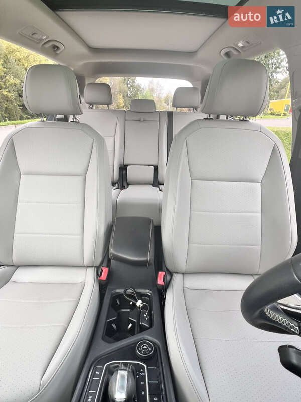 Внедорожник / Кроссовер Volkswagen Tiguan 2020 в Бродах