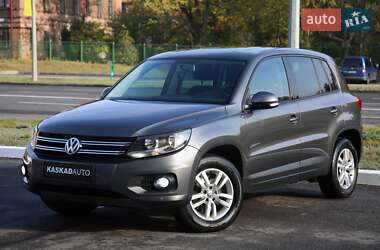 Внедорожник / Кроссовер Volkswagen Tiguan 2012 в Харькове