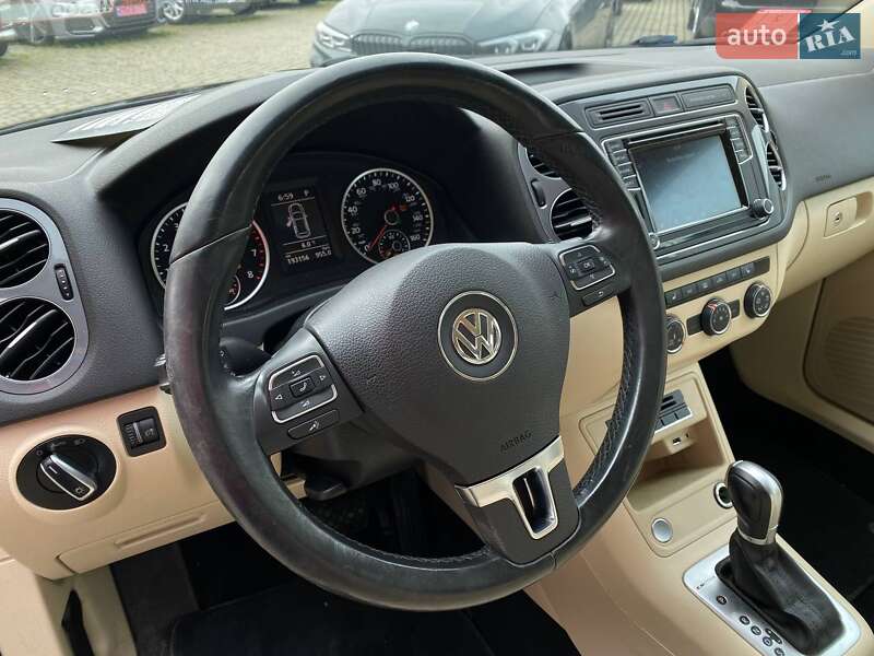 Внедорожник / Кроссовер Volkswagen Tiguan 2015 в Львове
