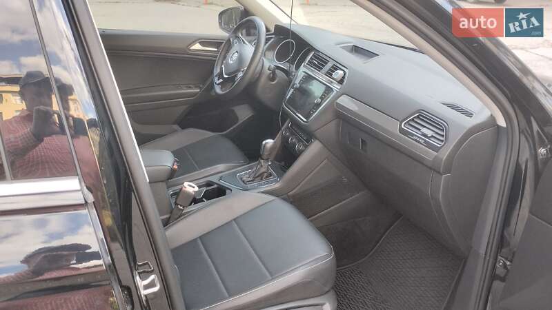 Внедорожник / Кроссовер Volkswagen Tiguan 2020 в Харькове