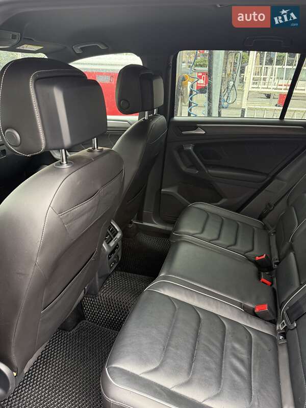 Внедорожник / Кроссовер Volkswagen Tiguan 2023 в Хмельницком